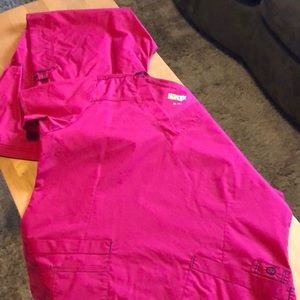 Wonder Flex scrubs